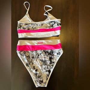 Dixxon Vixxon bikini